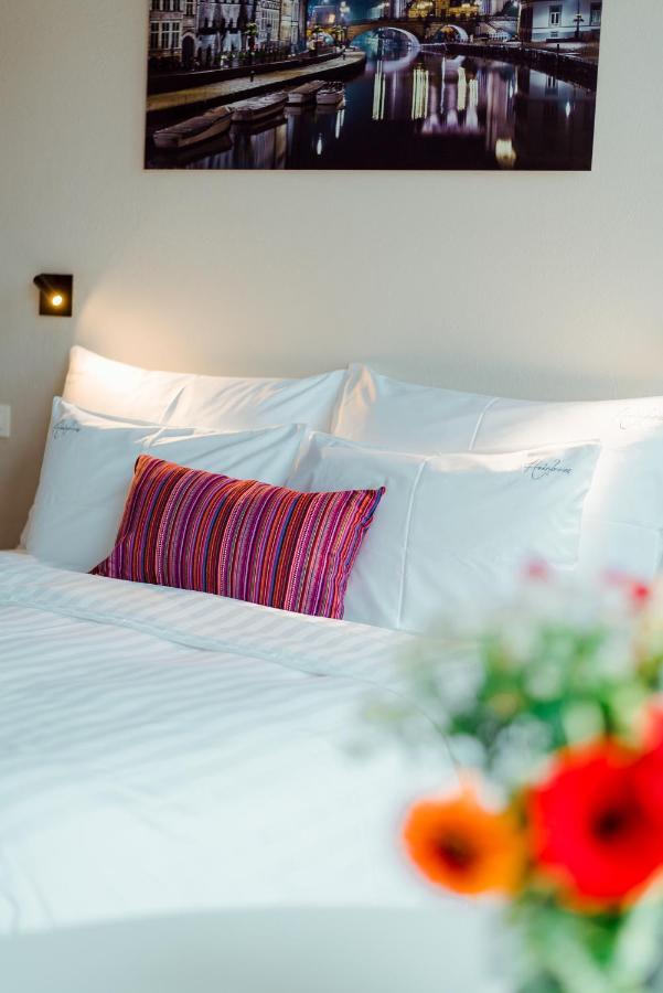 The House Of Edward By Domani Hotels Gent Bagian luar foto