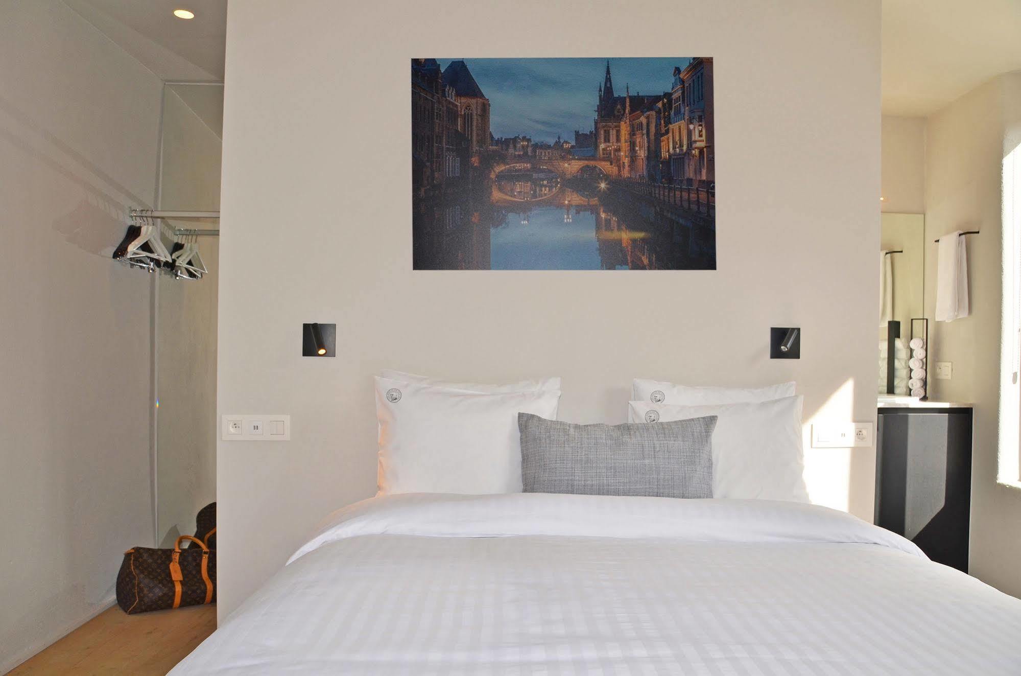 The House Of Edward By Domani Hotels Gent Bagian luar foto